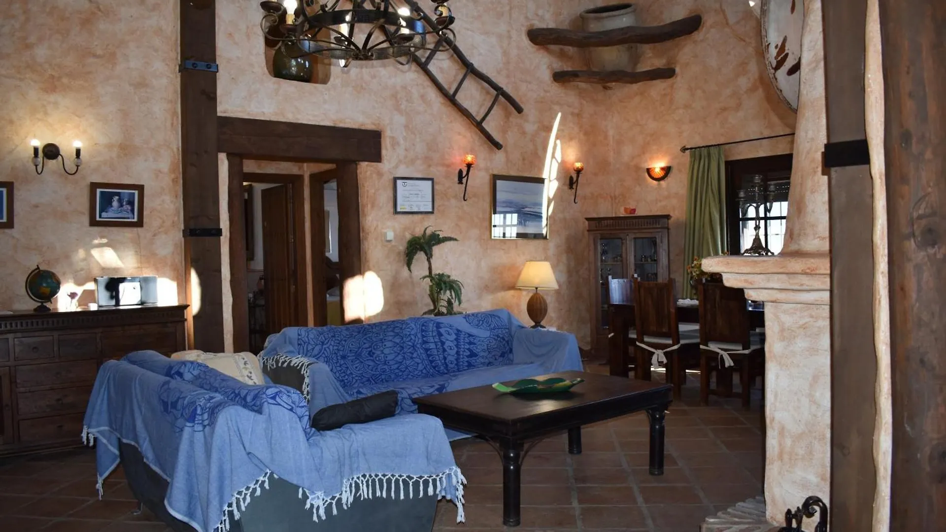 Finca Lagarillo Mit Privatem Pool Cómpeta 別荘